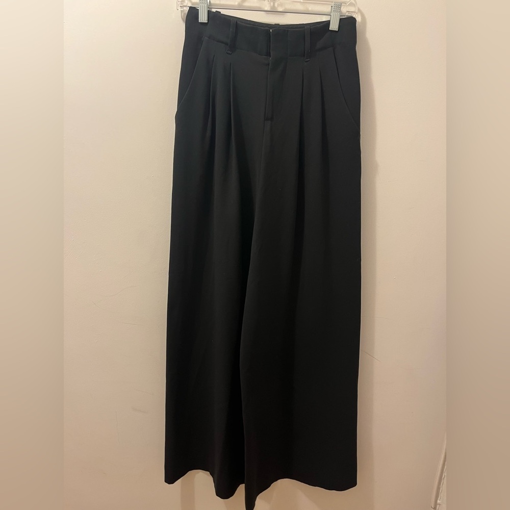 Alice and Olivia wide leg women’s pants